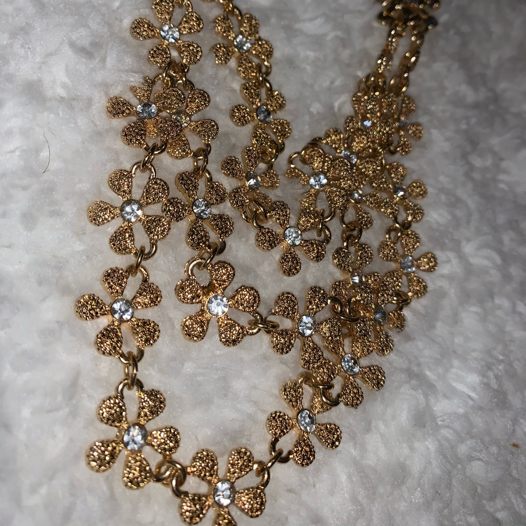 Statement Necklace 9$